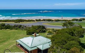 Sunny'S Beach House In Apollo Bay With Jacuzzi